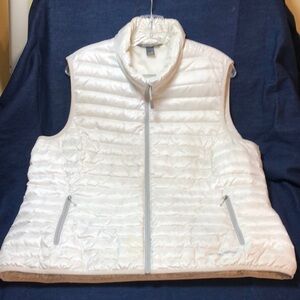 Eddie Bauer EB700 Women's Ivory Quilted Vest